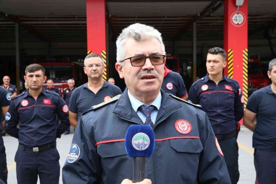 Kayseri’den Sel Bölgesine Personel Ve Ekipman Desteği