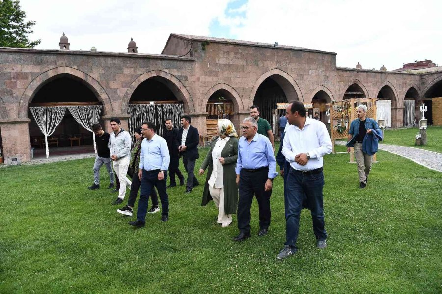 Vali Çiçek Ve Başkan Büyükkılıç’tan İncesu Çıkarması