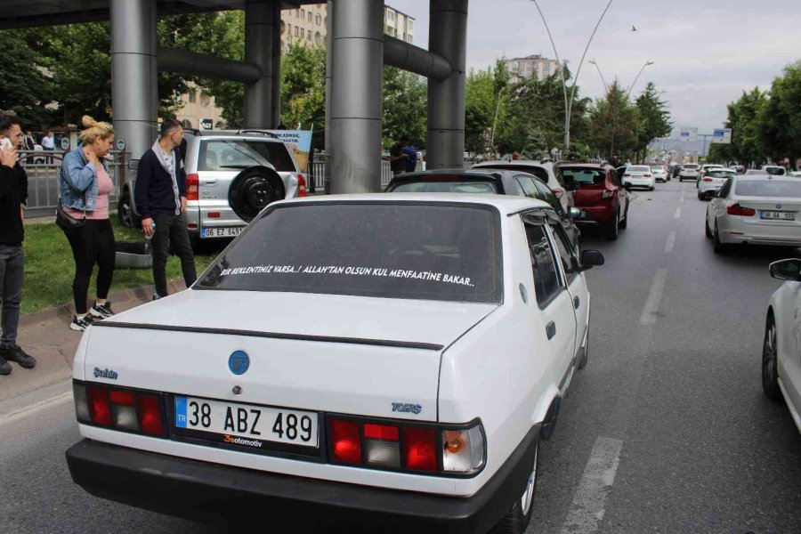 Kayseri’de 9 Araç Birbirine Girdi: 1 Yaralı