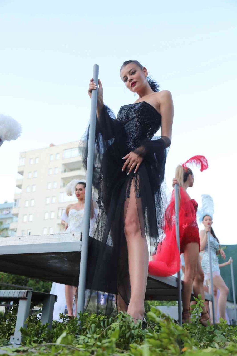 Yürüyen Defile İlgi Çekti