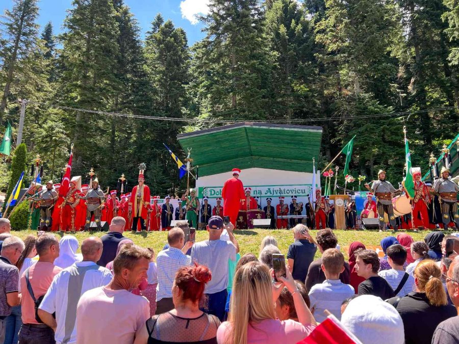 Başkan Pekyatırmacı Ayvaz Dede Şenlikleri’ne Katıldı
