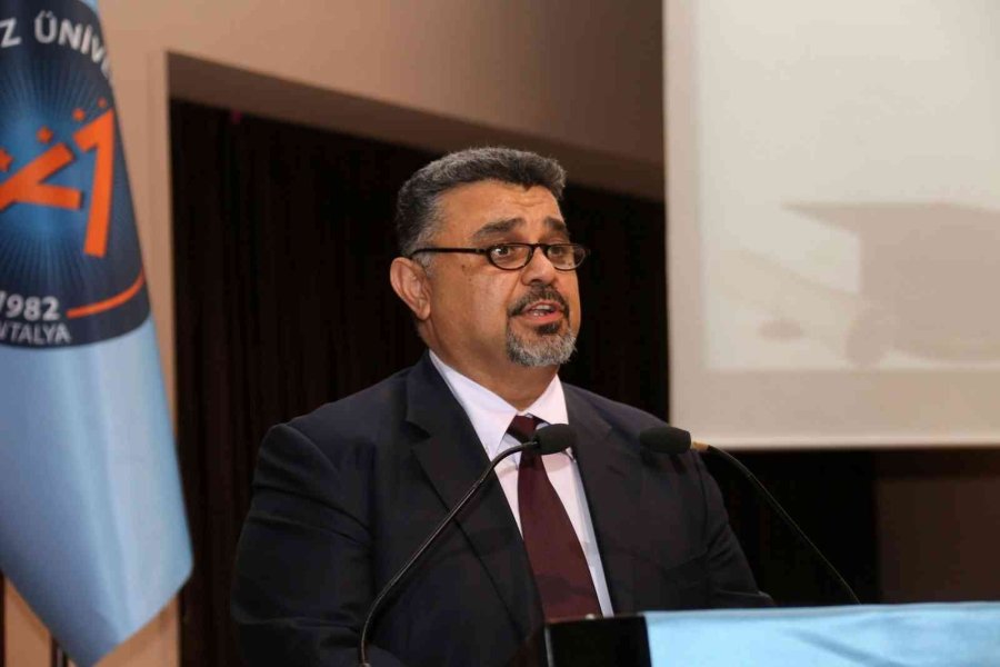 Uluslararası Öğrencilerden Türkçe Gösteri