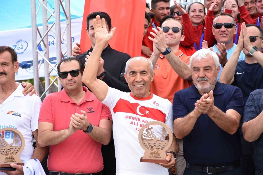 Şampiyon Gönülleri De Fethetti