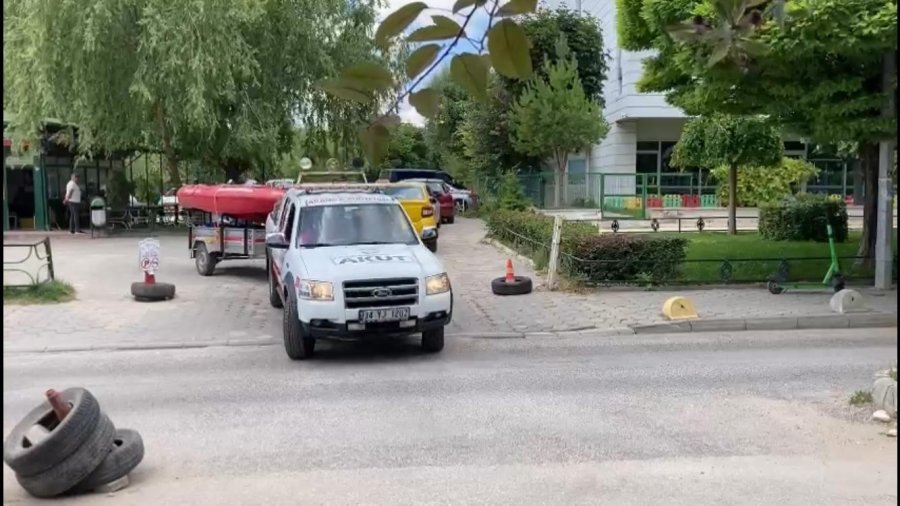 Akut Eskişehir Ekibi Kastamonu’daki Afet Bölgesine Hareket Etti