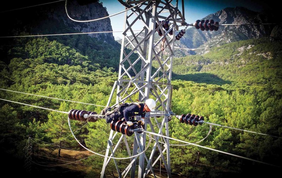 Aedaş, Vatandaşları Elektrik Şebekelerine Müdahale Edilmemesi Konusunda Uyardı