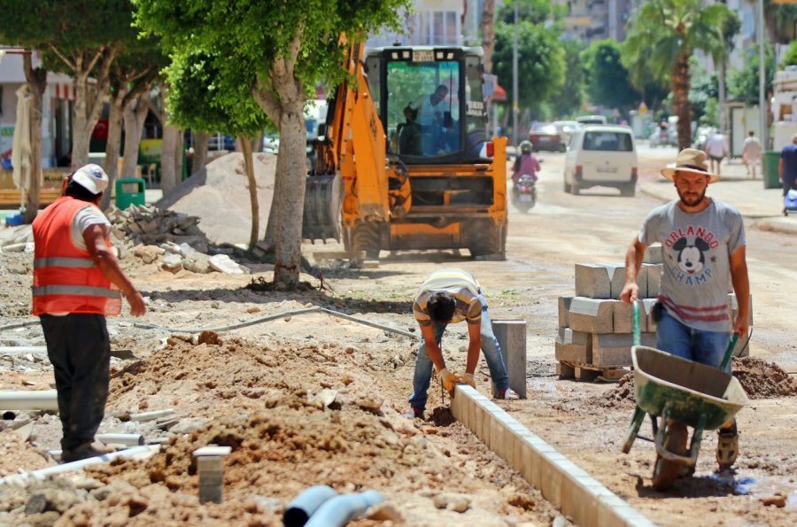 Alanya’da Alt Ve Üst Yapı Çalışmaları Devam Ediyor