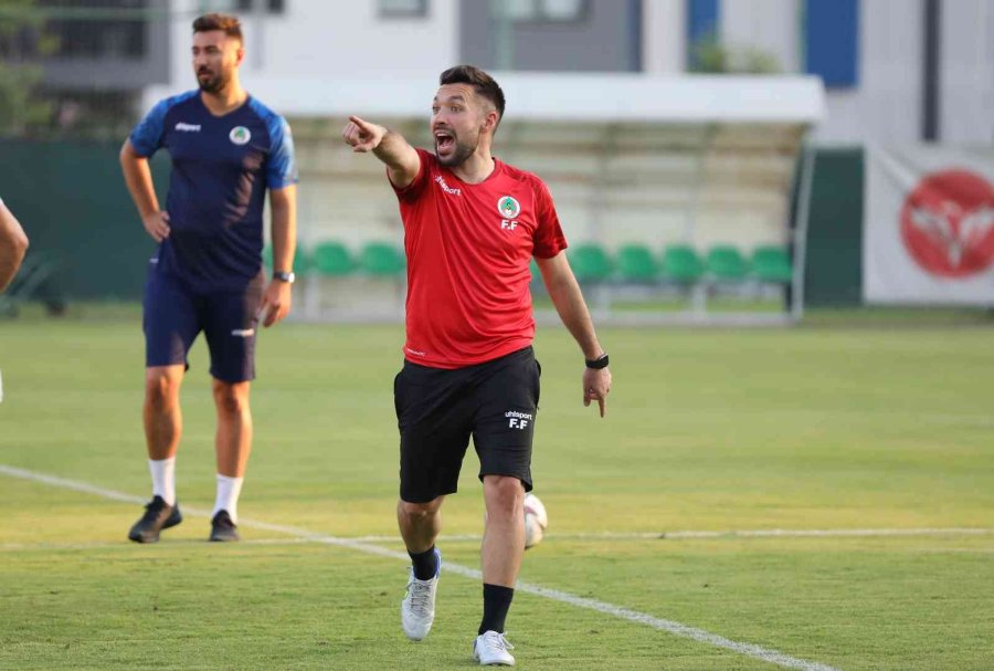 Alanyaspor Yeni Sezon Hazırlıklarına Başladı