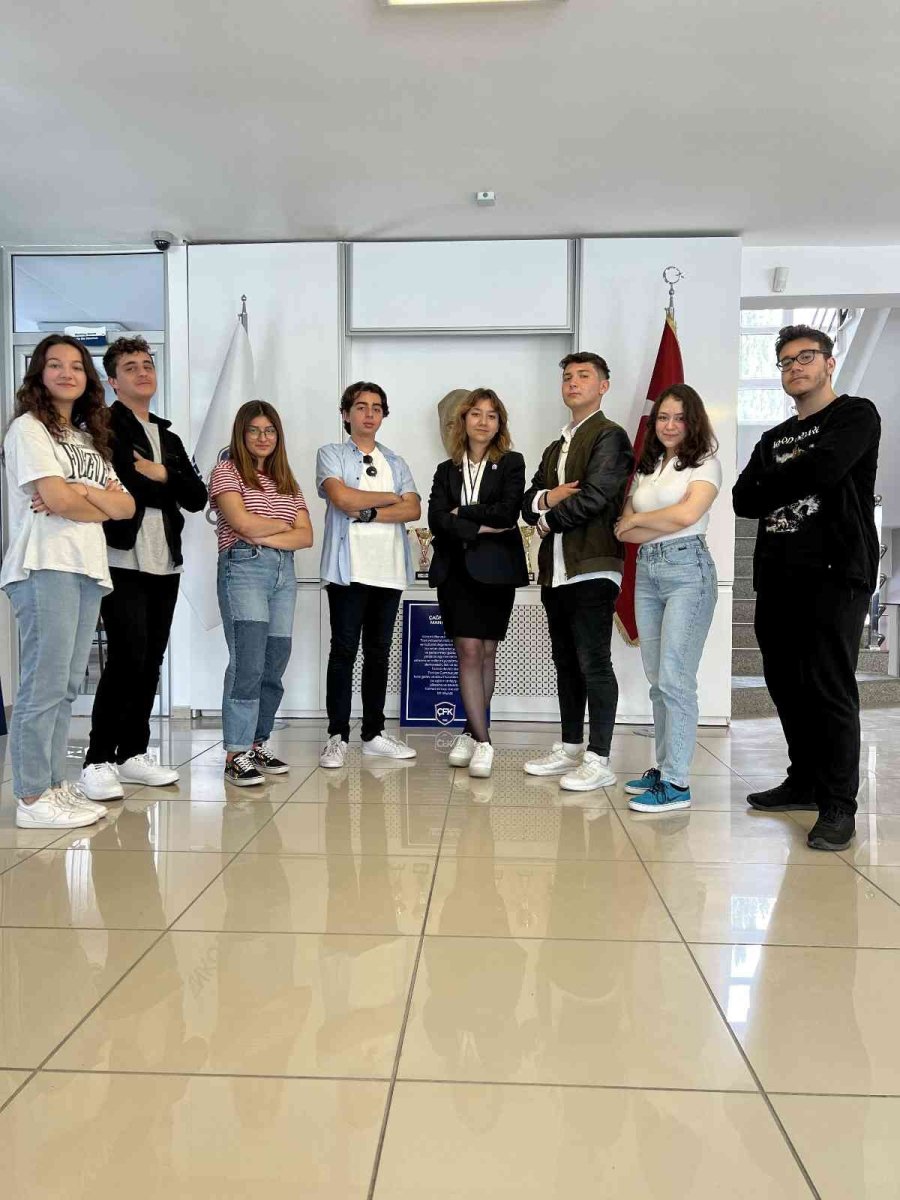 Anadolu Çağfen Interact Kulübü’ne 3 Ödül