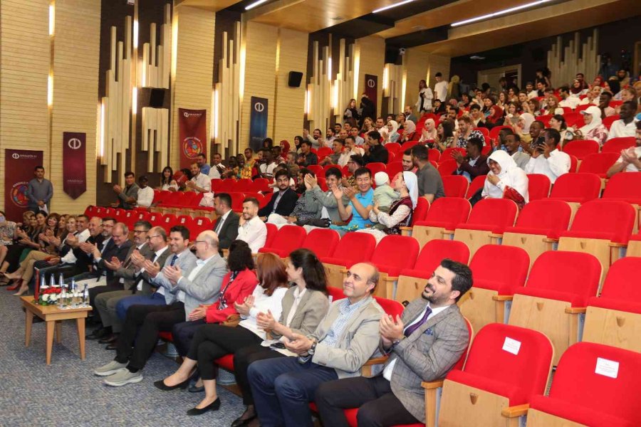 Anadolu Tömer Mezuniyet Sevinci