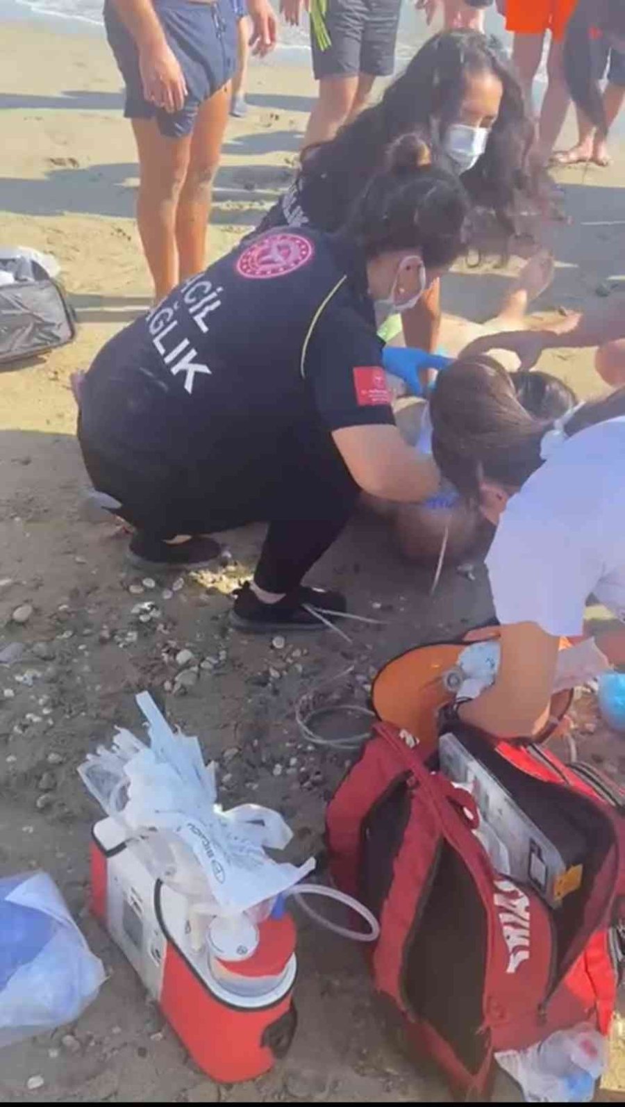 Boğulan Adam Dakikalarca Yapılan Kalp Masajına Rağmen Kurtarılamadı