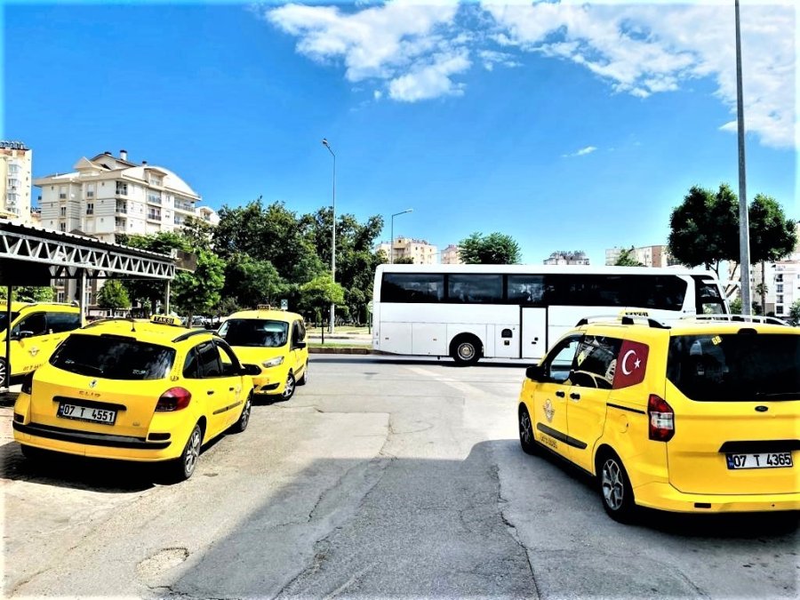 Antalya’da Taksimetre Ücretlerine Ortalama Yüzde 25 Zam