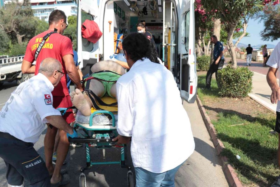 Boğulan Adam Dakikalarca Yapılan Kalp Masajına Rağmen Kurtarılamadı