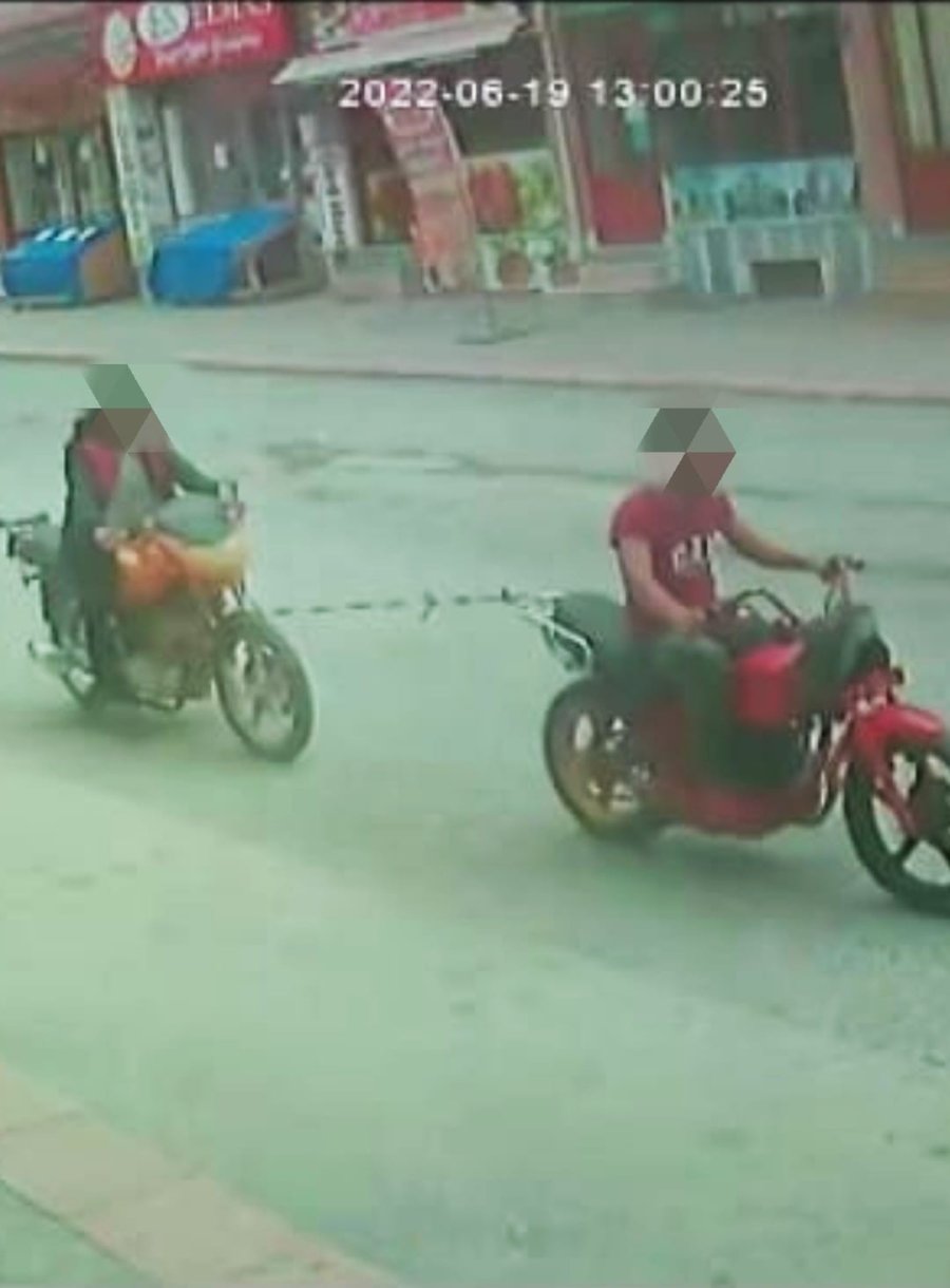 Çalıntı Motosiklet Jandarma Ekiplerince Bulunarak Sahibine Teslim Edildi