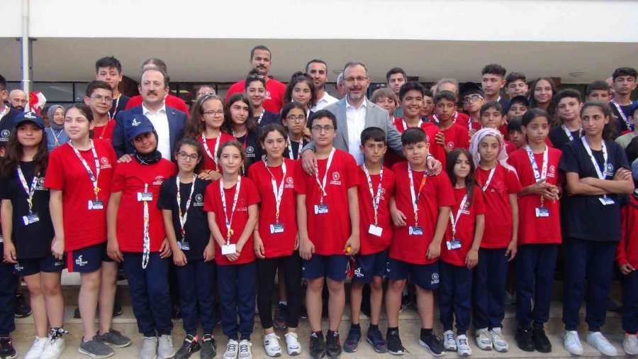 Gençlik Ve Spor Bakanı Kasapoğlu, Akkum Gençlik Kampı Açılışına Bisikletle Geldi