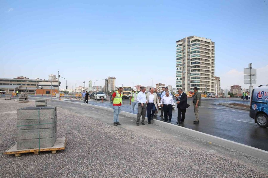 Başkan Büyükkılıç: “her Yönü İle Dört Dörtlük Kavşak Açıldı”