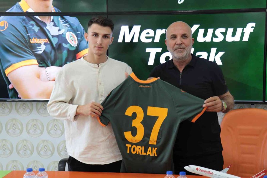 Genç Oyuncu Mert Yusuf, 5 Yıllığına Alanyaspor’da