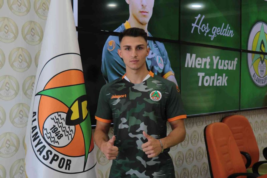 Genç Oyuncu Mert Yusuf, 5 Yıllığına Alanyaspor’da