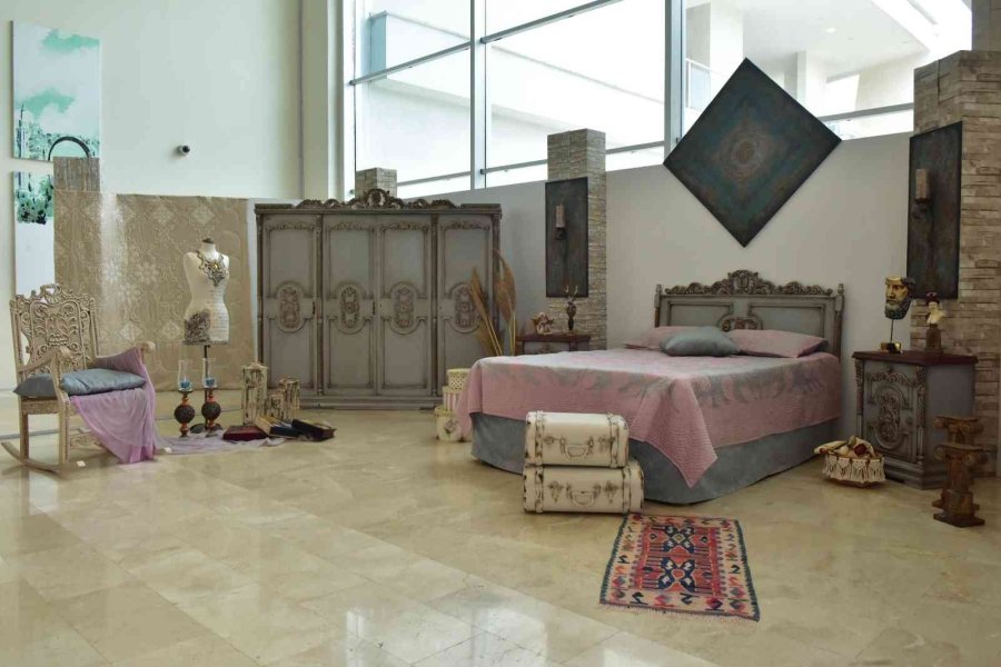 Eski Eşyaları Sanat Eserine Dönüştürdüler