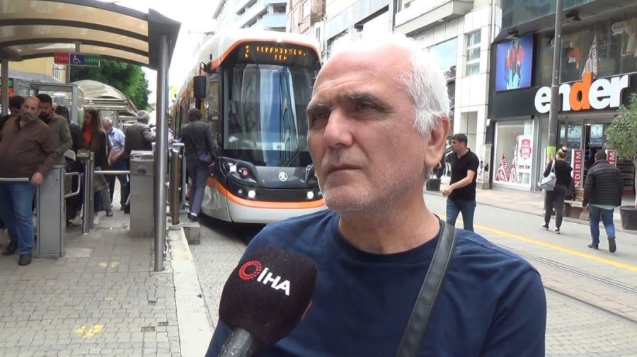 Cüneyt Arkın’ın Ölümü Memleketi Eskişehir’i Yasa Boğdu