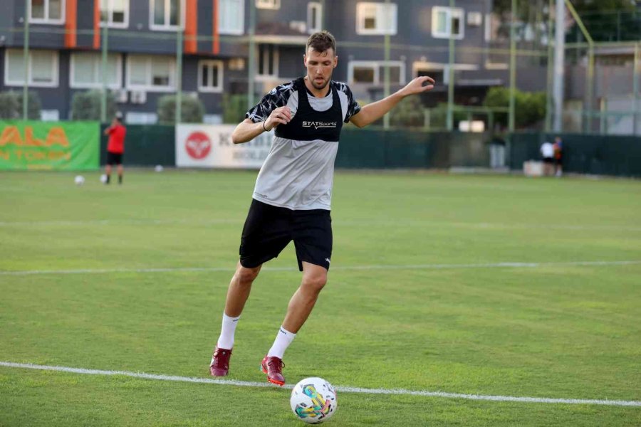 Alanyaspor Yeni Sezon Hazırlıklarını Sürdürdü