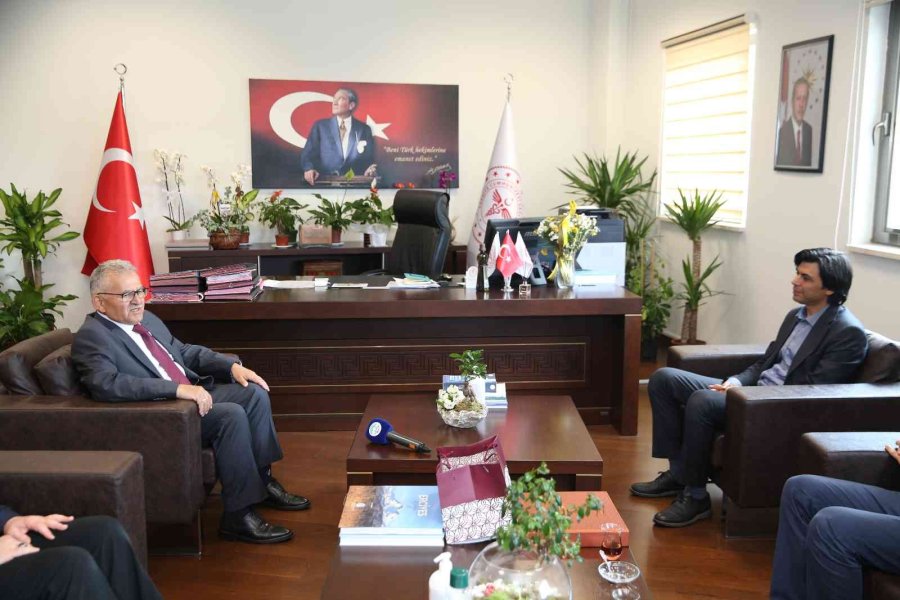 Başkan Büyükkılıç’tan Başhekim Koyuncu’ya ’hayırlı Olsun’ Ziyareti