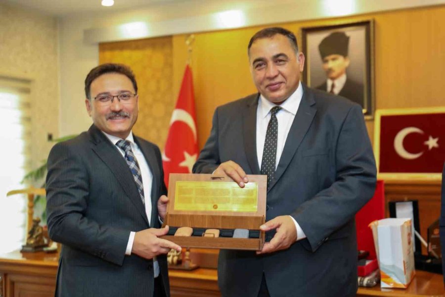 Libya Heyeti’nden Vali Çiçek’e Ziyaret