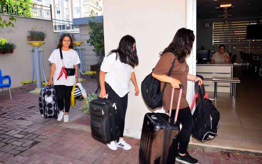 Çocuklar Hem Öğrenecek Hem Eğlenecek