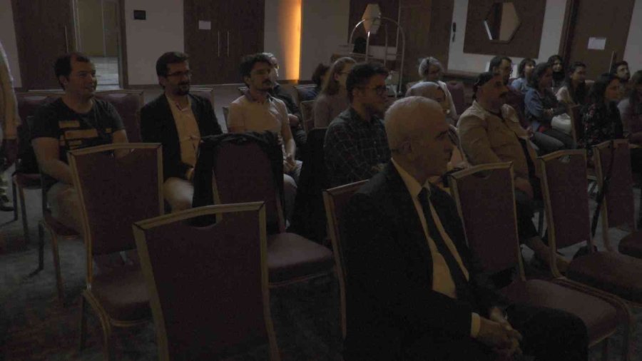 Doktor Ve Doktor Adaylarına ‘atopik Dermatiti’ Eğitimi