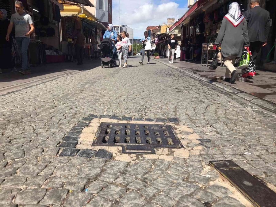 Farelerin Bastığı Hamamyolu’nda Esnaf Tepkili