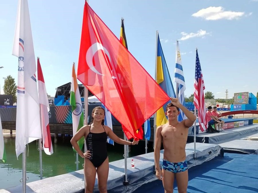 Antalyasporlu Yüzücüler Dünya İle Yarışıyor