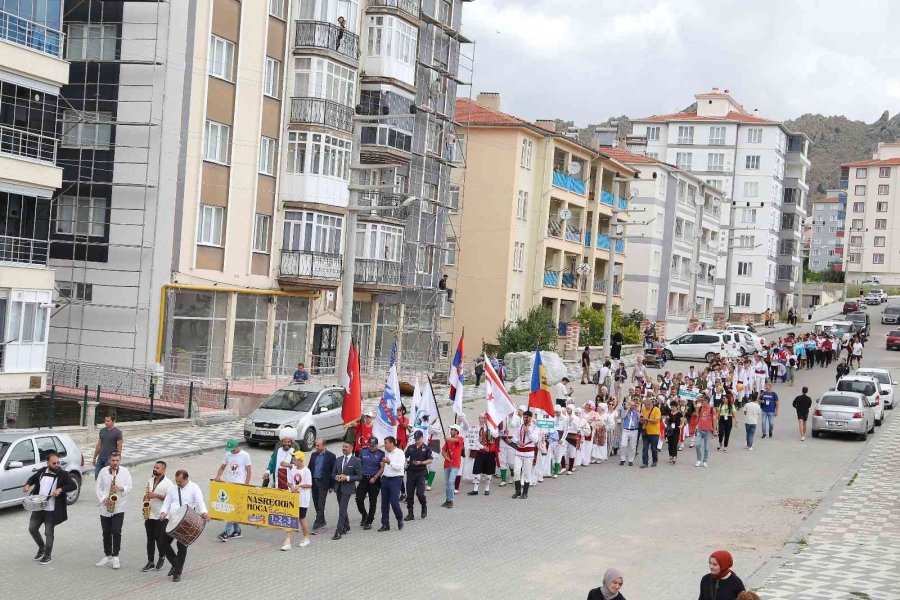 Sivrihisar Sokaklarında Renkli Görüntüler