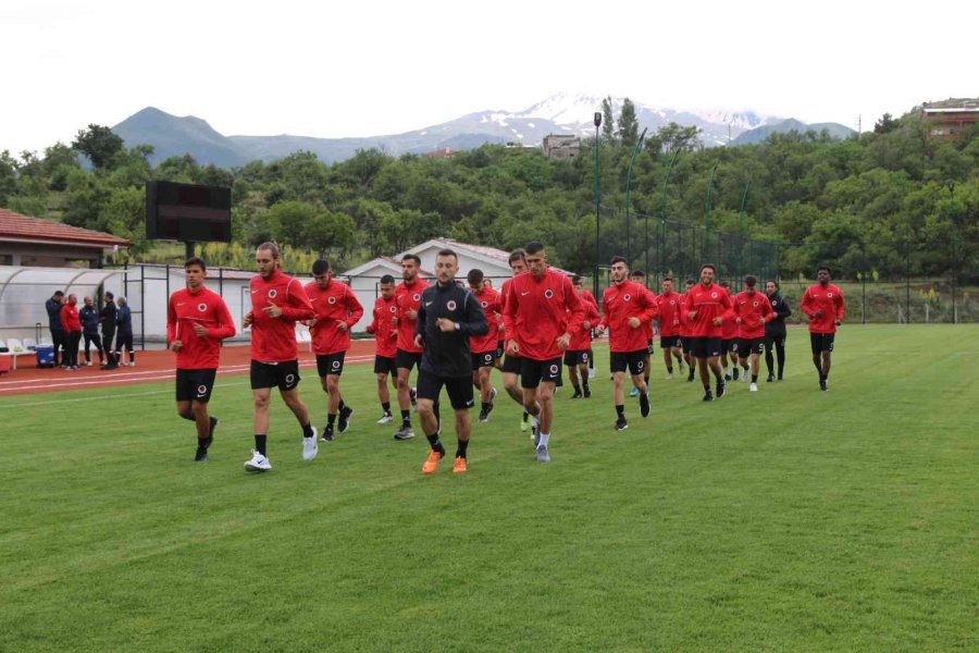 Gençlerbirliği Yeni Sezon Hazırlıkları İçin Hacılar’da