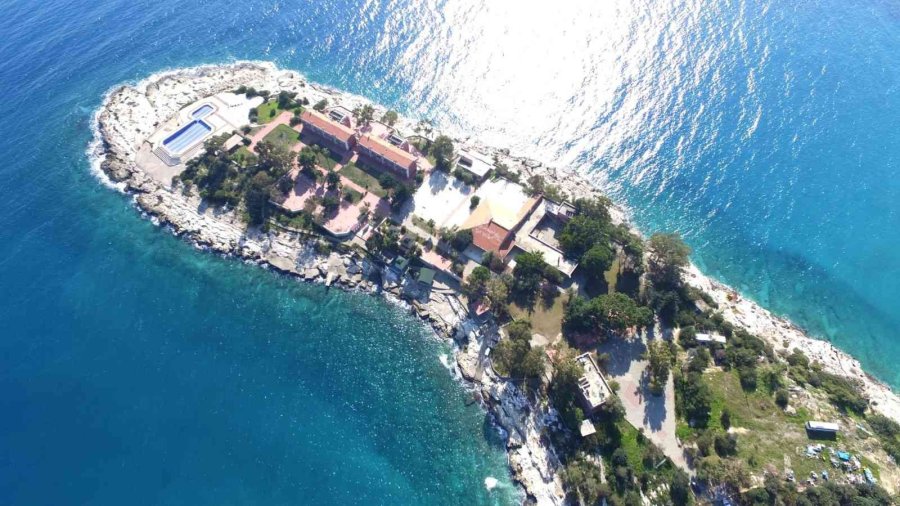 Ak Parti’li Yılmaz, Gençleri Mersin’deki Gençlik Kamplarına Davet Etti