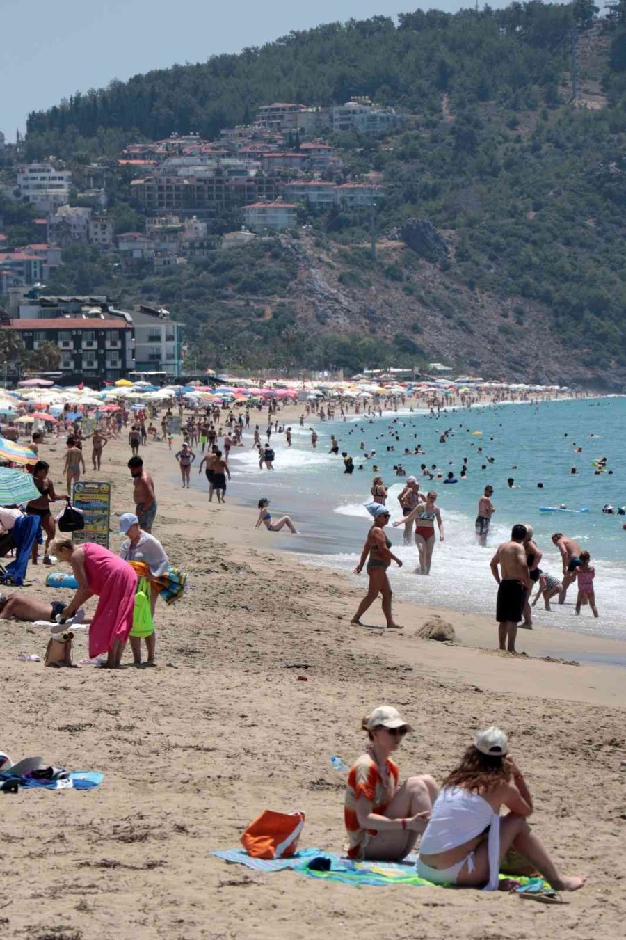 Alanya’da Turizm İşletmeleri Temmuzda Yüzde 90 Doluluğa Ulaştı