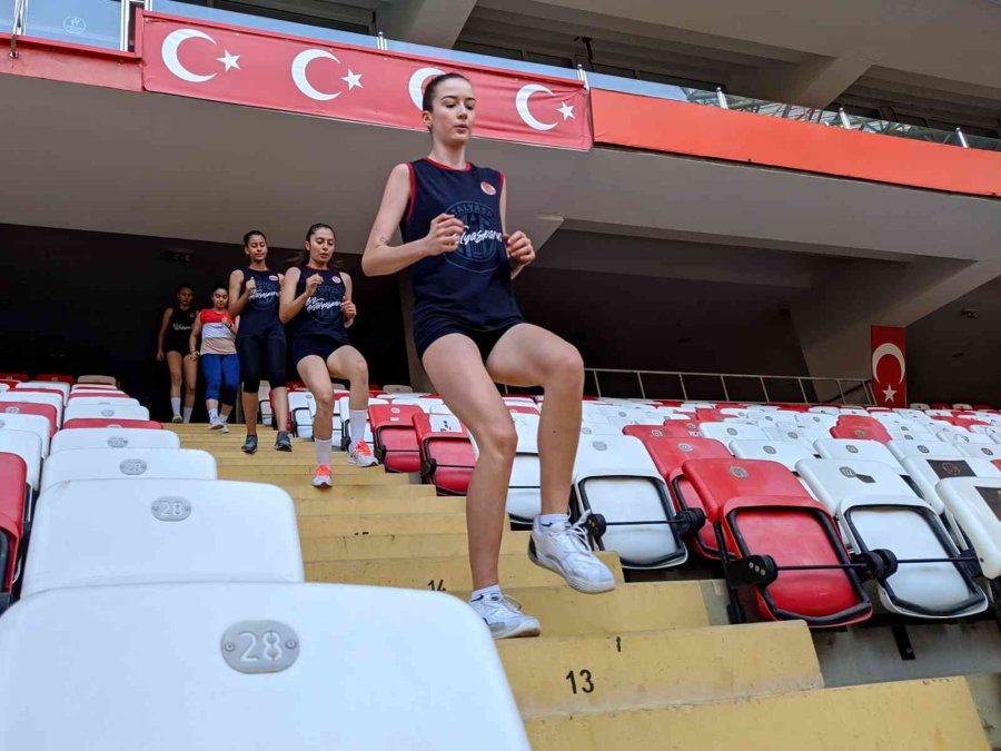 Filenin Genç Akrepleri Stadyumda Çalıştı