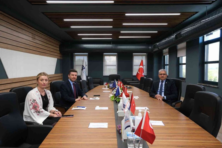 Bosna Hersek Büyükelçisi Alagiç’ten Eskişehir Osb’ye Ziyaret