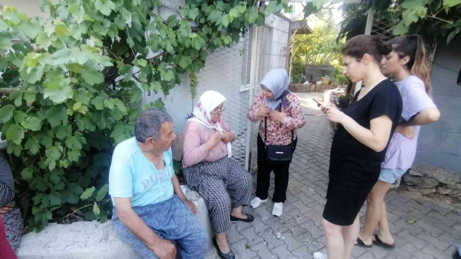 ’çocukların Gözaltında’ Dedikleri 75 Yaşındaki Yaşlı Kadını 200 Bin Tl Dolandırdılar