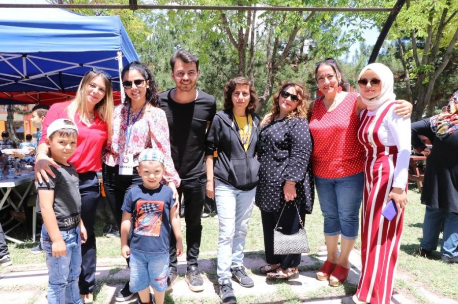 Yetiştirme Yurtlarından Ayrılan Gençler Pilav Gününde Buluştu