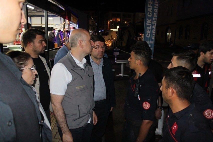 Bakan Soylu Ve Karaismailoğlu’ndan Kayseri Ekibine Teşekkür