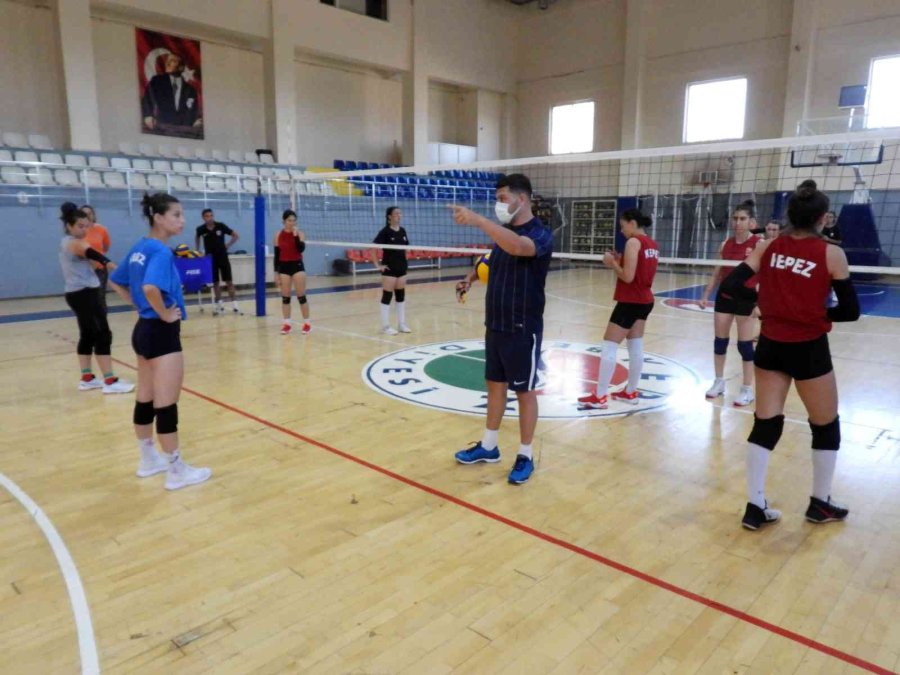 Kepez’in Sultanları Yola Erken Çıktı