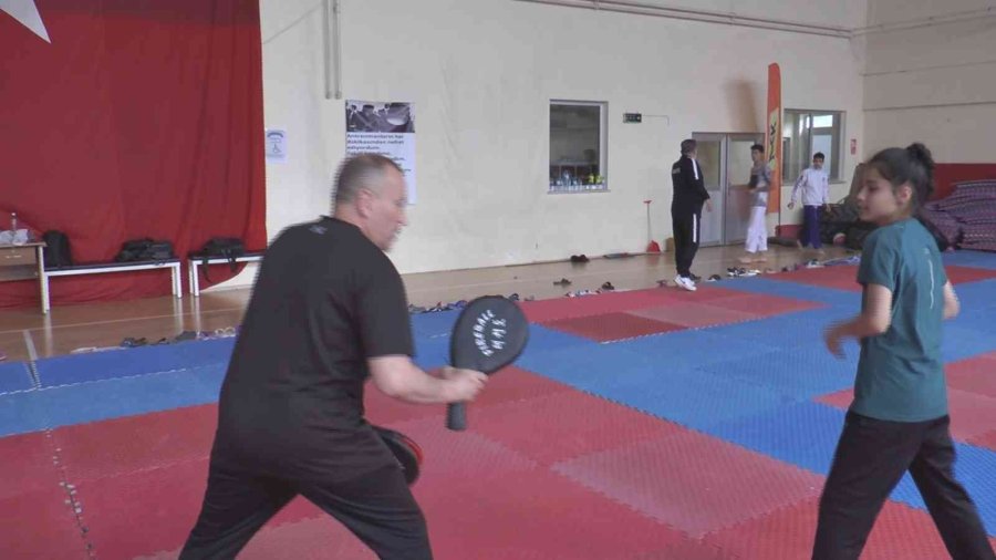 Türkiye Şampiyonu Eda’nın Hedefi Dünya Şampiyonluğu