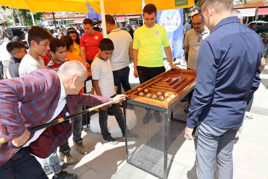 Yahyalı Belediyesi’nden Çocuklara Karne Eğlencesi