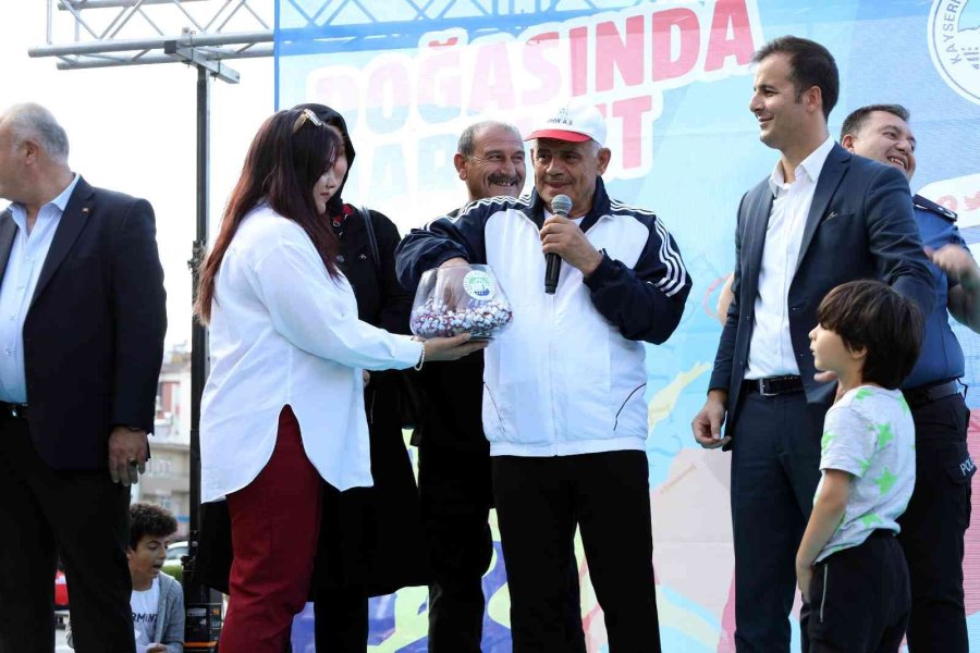 Yahyalı Belediyesi’nden Çocuklara Karne Eğlencesi