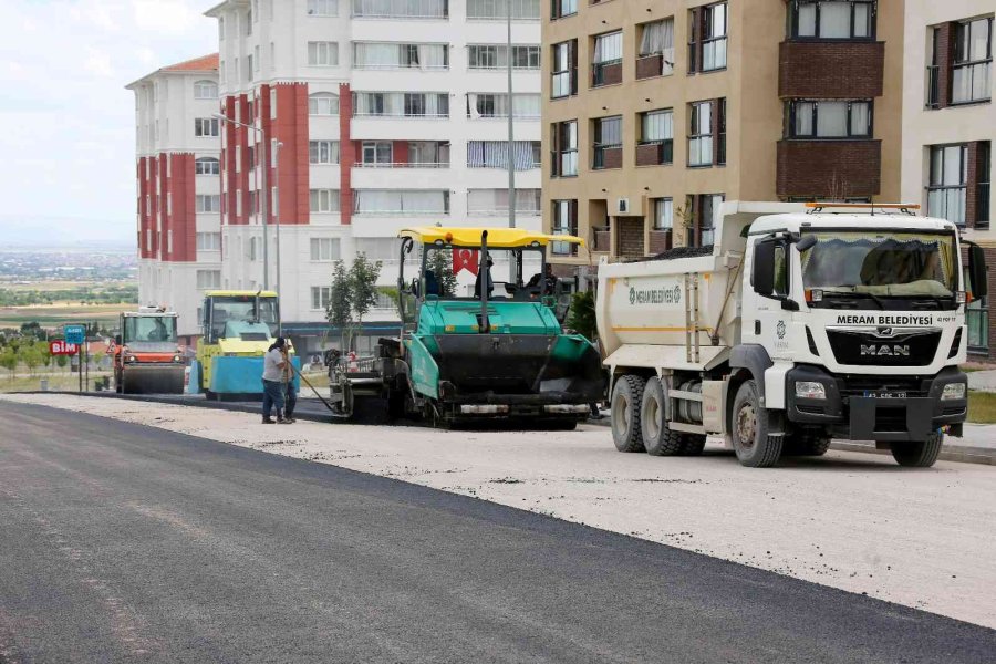 Meram Belediyesi Asfaltlama Ve Altyapı Çalışmalarını Sürdürüyor