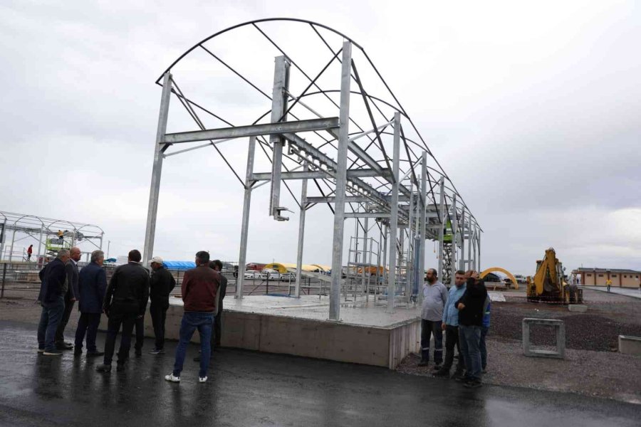 Mimarsinan Kurban Pazar Yerine Büyükbaş Kesim Yeri Yapıldı