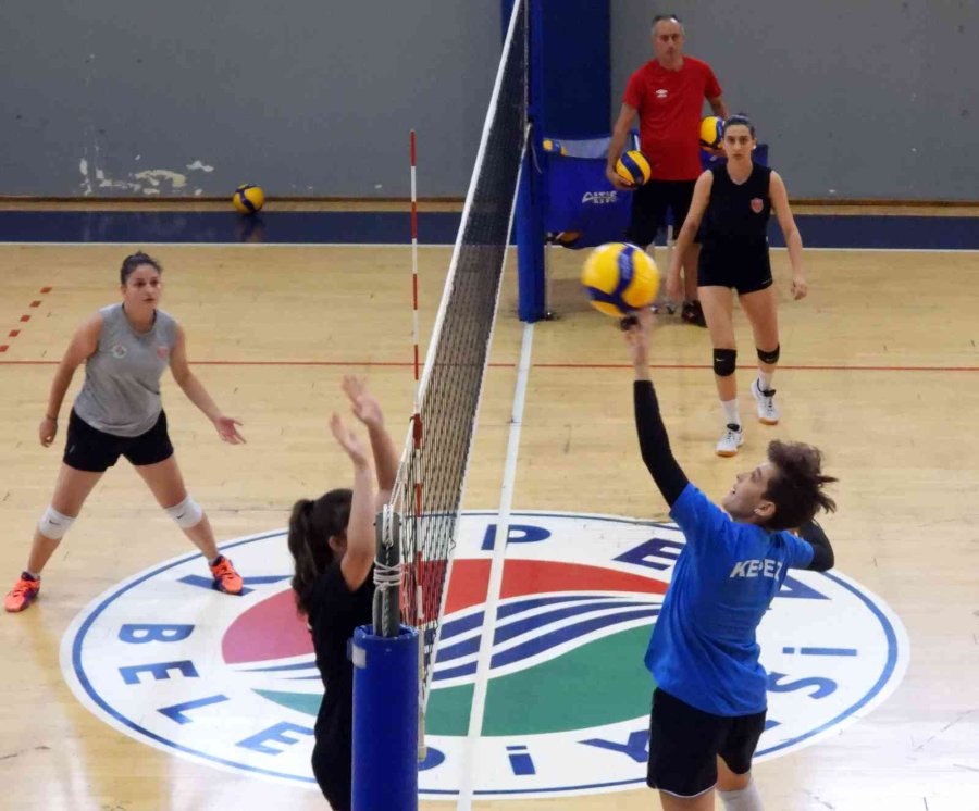 Kepez’in Sultanları Yola Erken Çıktı