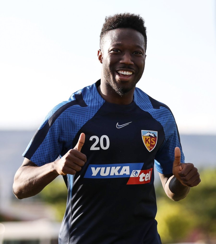 Kayserispor Antrenmanlarını Sürdürüyor