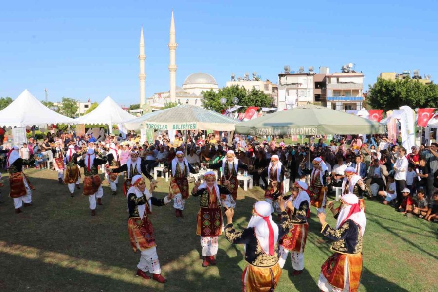 Hünerlerini Defilede Sergilediler