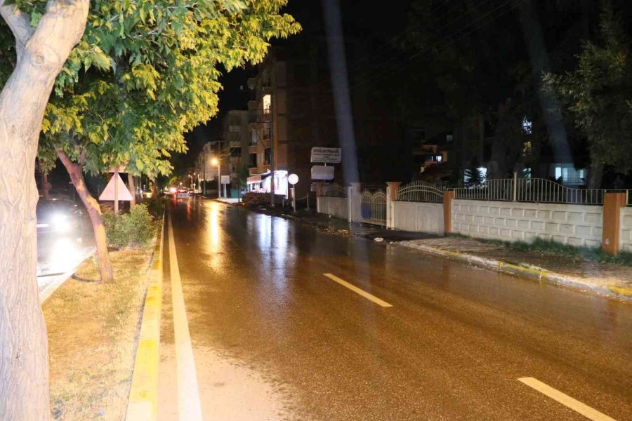 Aksaray’da Sağanak Yağış Etkili Oldu