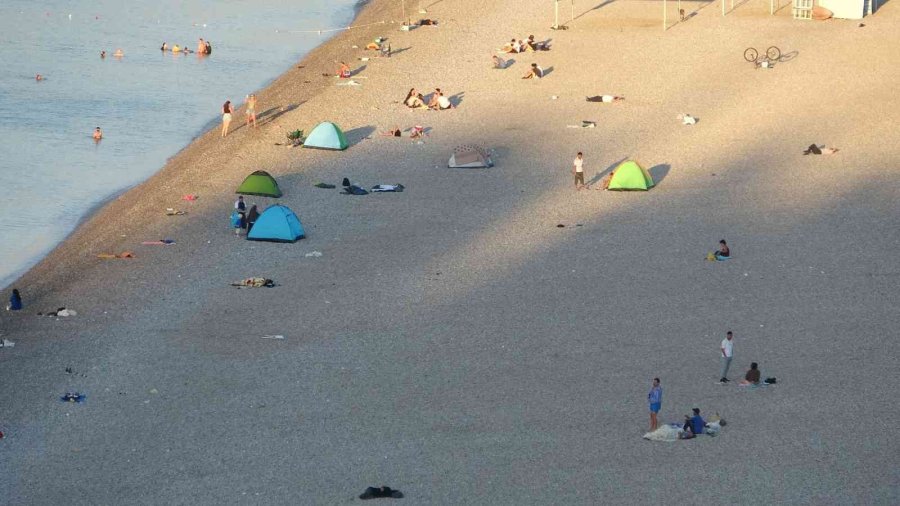 Antalya’da Dünyaca Ünlü Sahil Açık Hava Oteline Döndü
